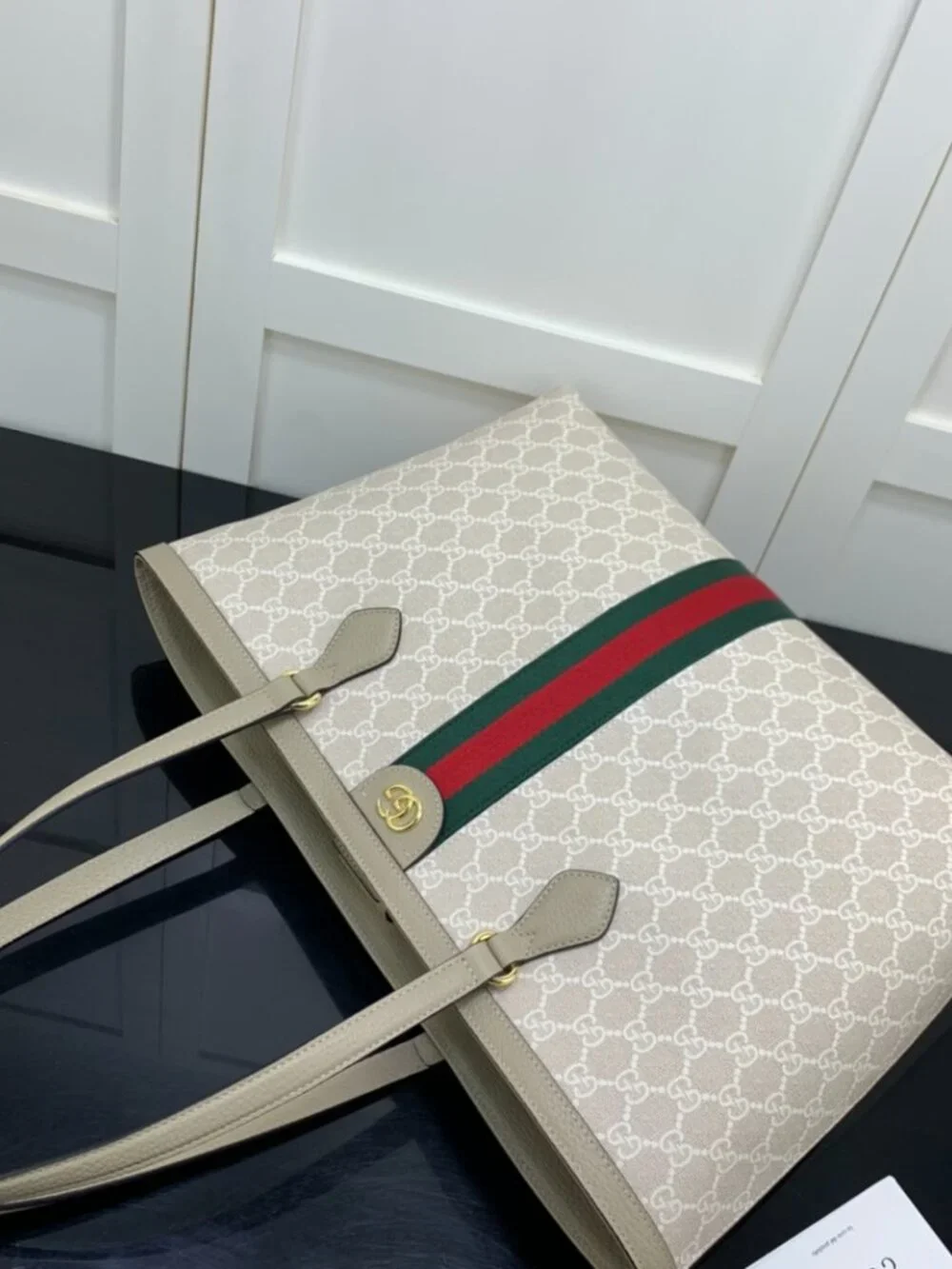Gucci Ophidia Medium Tote Bag